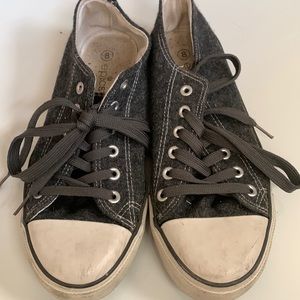 Women's Low Top Sneakers